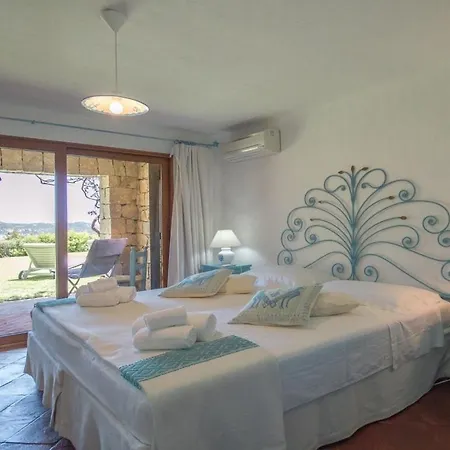 Sleeps 15 Pool Air Con Wifi *