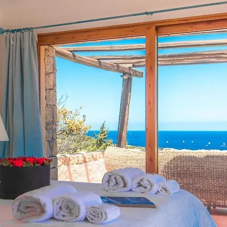 Sleeps 15 Pool Air Con Wifi Villa Liscia di Vacca