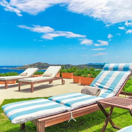 Sleeps 15 Pool Air Con Wifi Villa